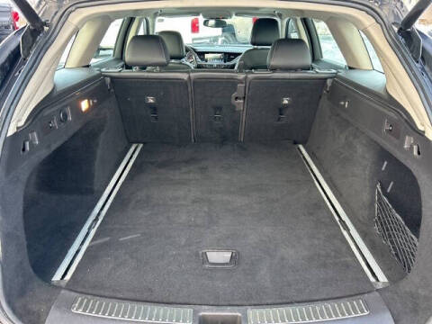 2018 Buick Regal TourX Essence