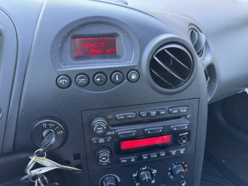 2004 Pontiac Grand Prix GT2