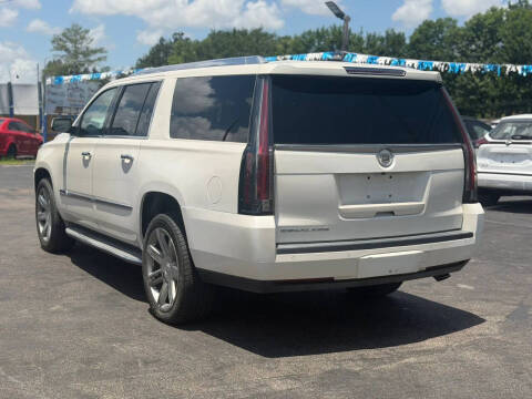 2015 Cadillac Escalade ESV Luxury