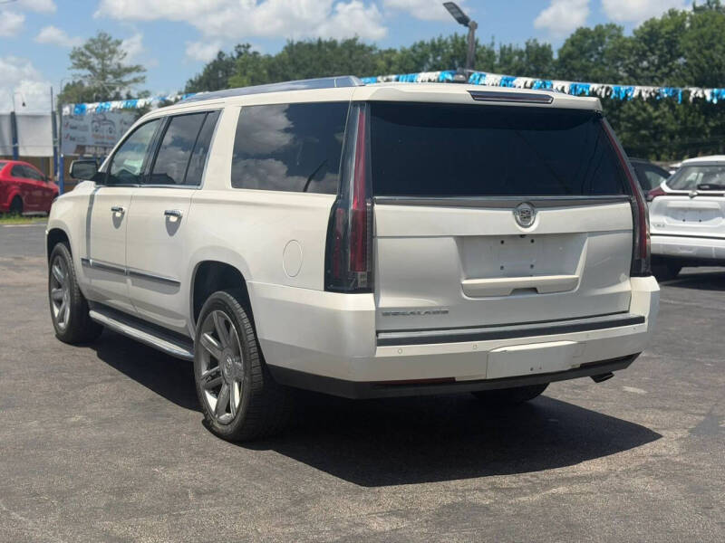 2015 Cadillac Escalade ESV Luxury