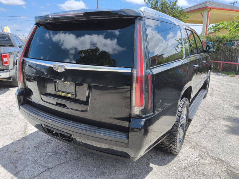 2017 Cadillac Escalade ESV Premium Luxury