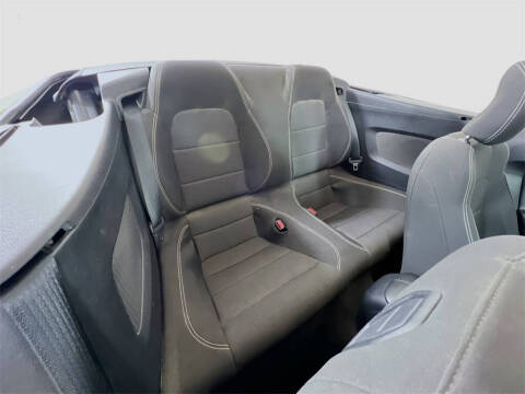 2016 Ford Mustang V6