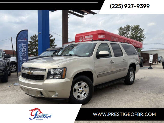 2010 Chevrolet Suburban LT's photo