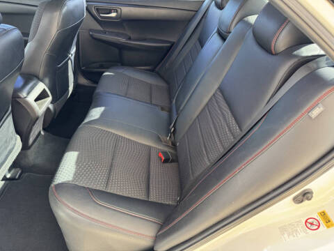 2015 Toyota Camry LE