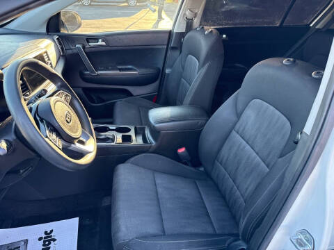 2022 Kia Sportage LX