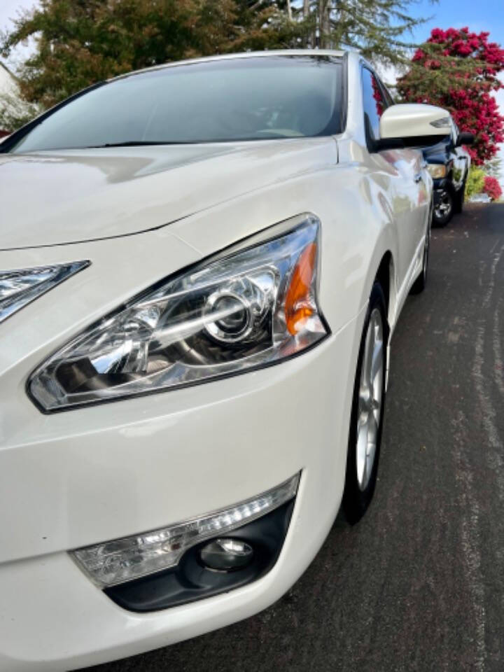 2013 Nissan Altima for sale at Sorrento Auto Sales Inc in Hayward, CA