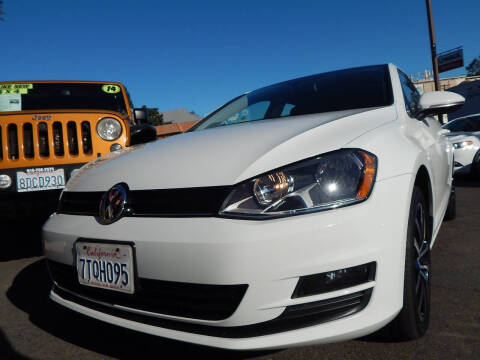 2016 Volkswagen Golf TSI SE