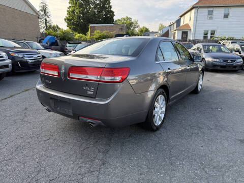 2012 Lincoln MKZ