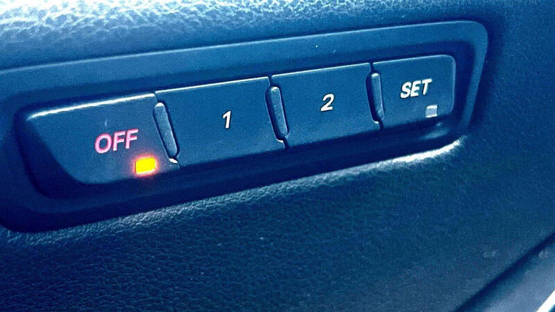 2012 Audi Q5 3.2 quattro Premium Plus