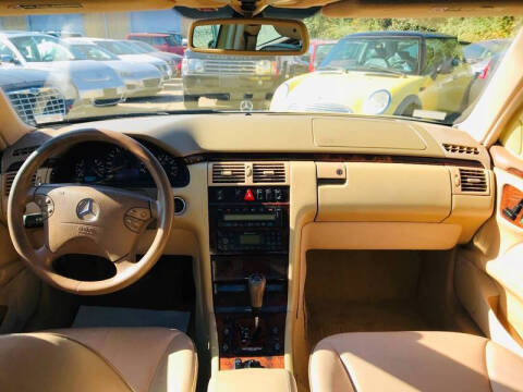 2000 Mercedes-Benz E-Class E 320