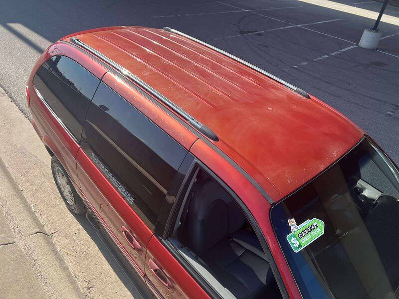 2005 Chrysler Town and Country Limited