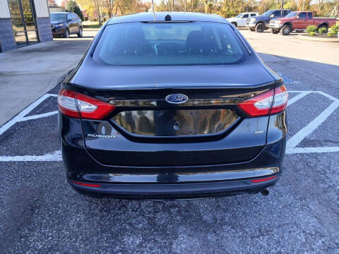 2014 Ford Fusion SE
