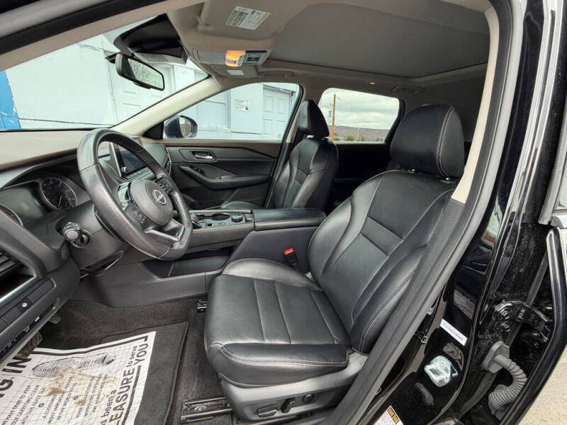 2023 Nissan Rogue SL