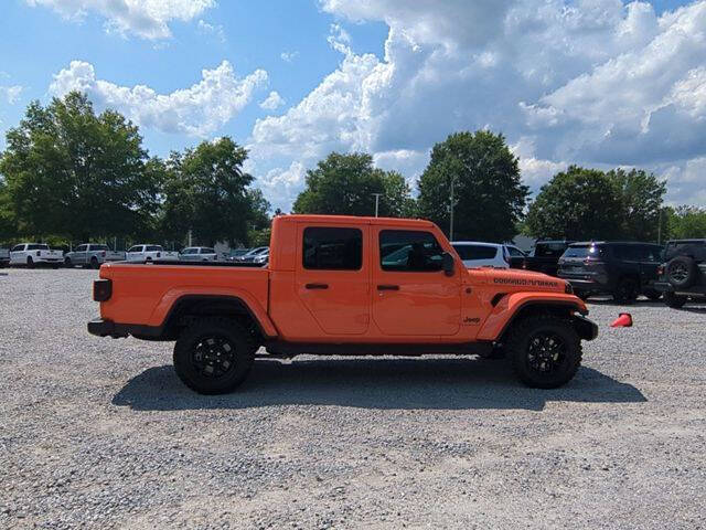 2025 Jeep Gladiator High Tide