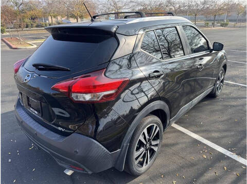2020 Nissan Kicks SV
