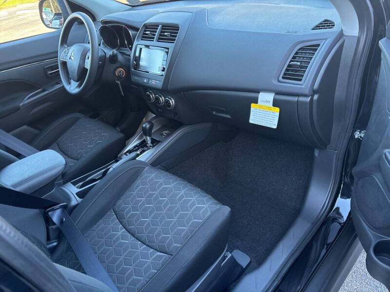 2025 Mitsubishi Outlander Sport