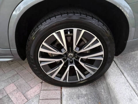 2020 Volvo XC90 T5 Momentum