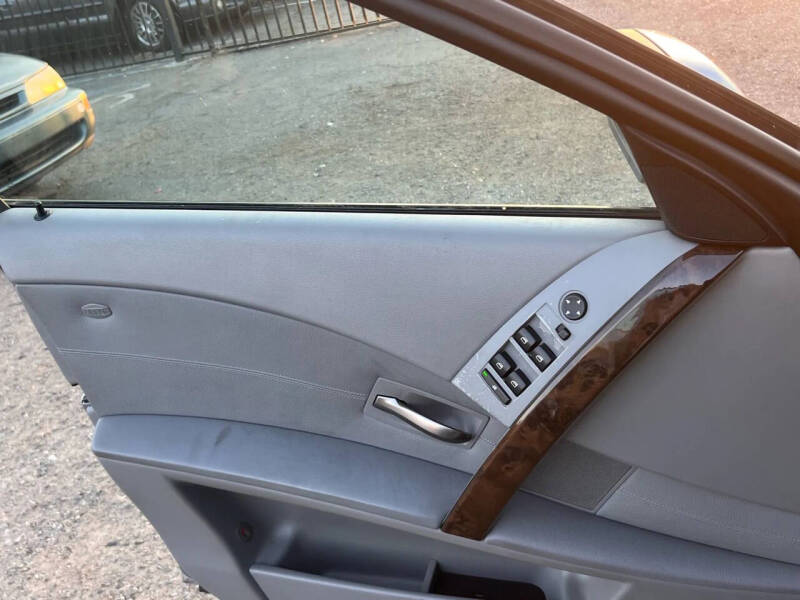 2006 BMW 5 Series 550i