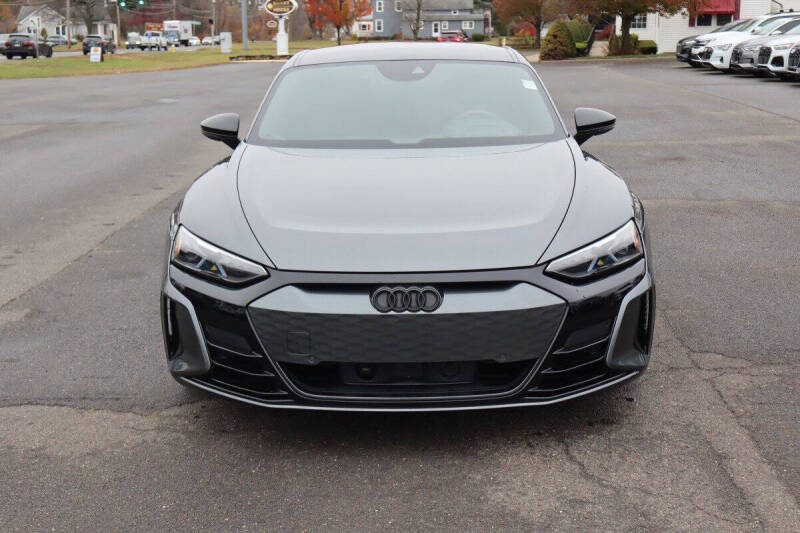 2023 Audi e-tron GT quattro Premium Plus