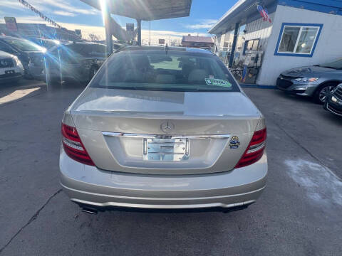 2012 Mercedes-Benz C-Class C 300 Luxury 4MATIC