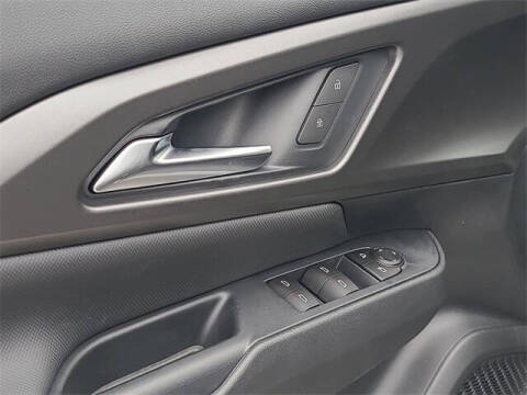 2026 Chevrolet Equinox EV LT 1