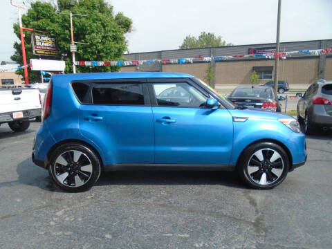 2016 Kia Soul +