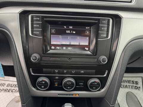 2016 Volkswagen Passat 1.8T S