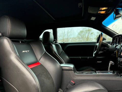 2010 Dodge Challenger SRT8