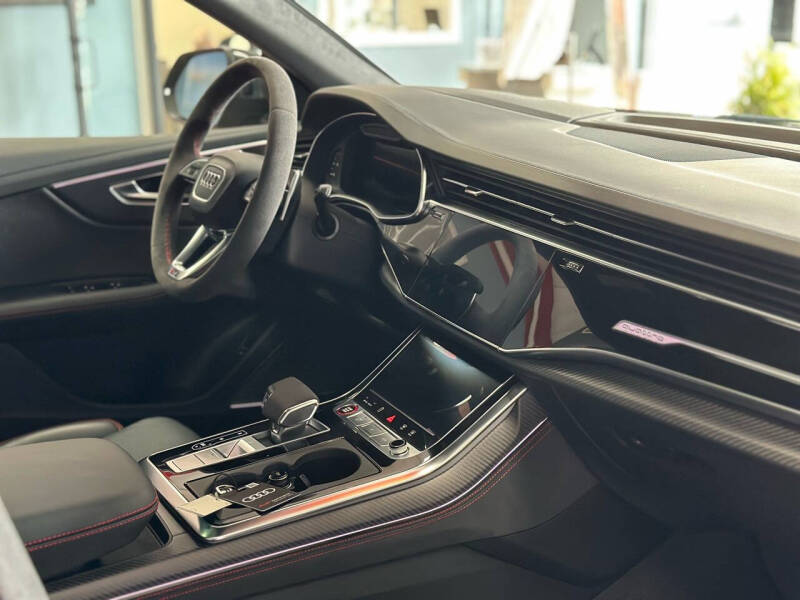 2024 Audi RS Q8 4.0T quattro