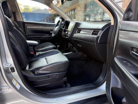 2020 Mitsubishi Outlander SEL