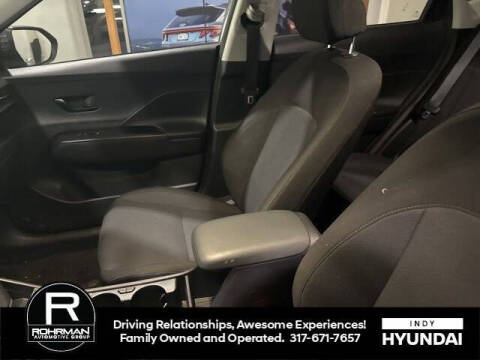 2025 Hyundai Kona SEL Convenience