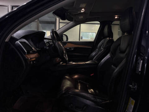 2016 Volvo XC90 T6 Inscription