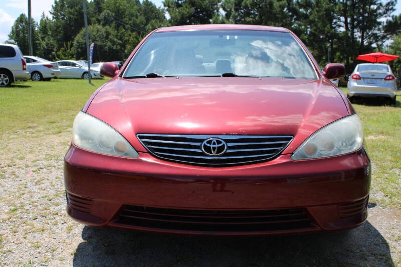 2005 Toyota Camry LE