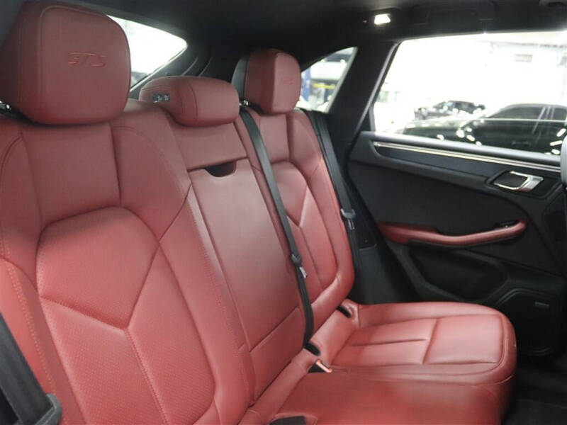 2017 Porsche Macan GTS