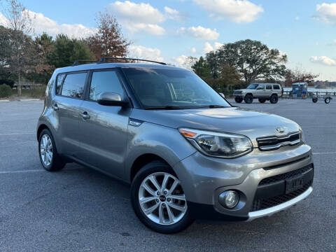 2018 Kia Soul +