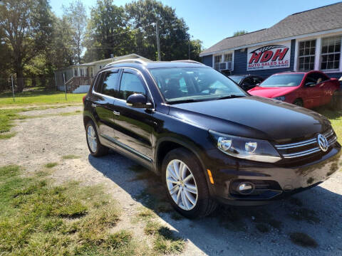 2014 Volkswagen Tiguan for sale at HDH Auto Sales LLC in Greer SC