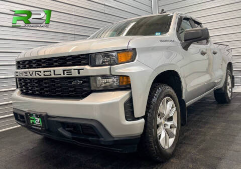2019 Chevrolet Silverado 1500 for sale at Route 21 Auto Sales in Canal Fulton OH