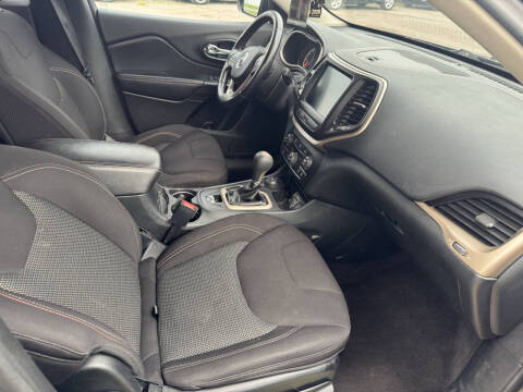 2016 Jeep Cherokee Latitude