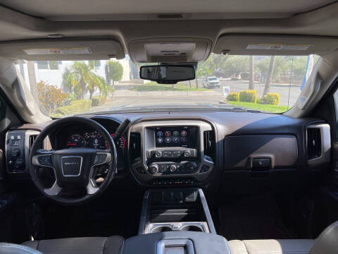 2015 GMC Sierra 2500HD Denali