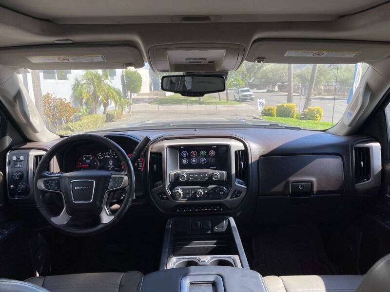 2015 GMC Sierra 2500HD Denali