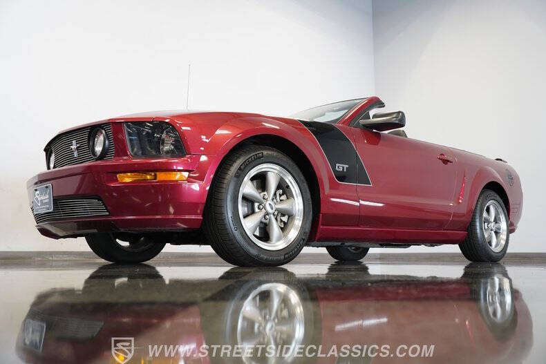 2005 Ford Mustang