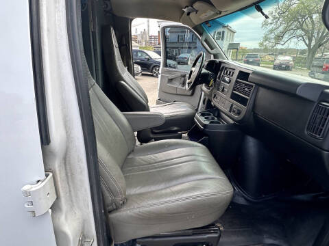 2017 Chevrolet Express 2500