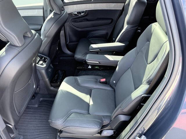 2025 Volvo XC90 T8 Ultra Bright Theme 6P