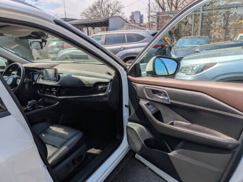 2021 Nissan Rogue SL