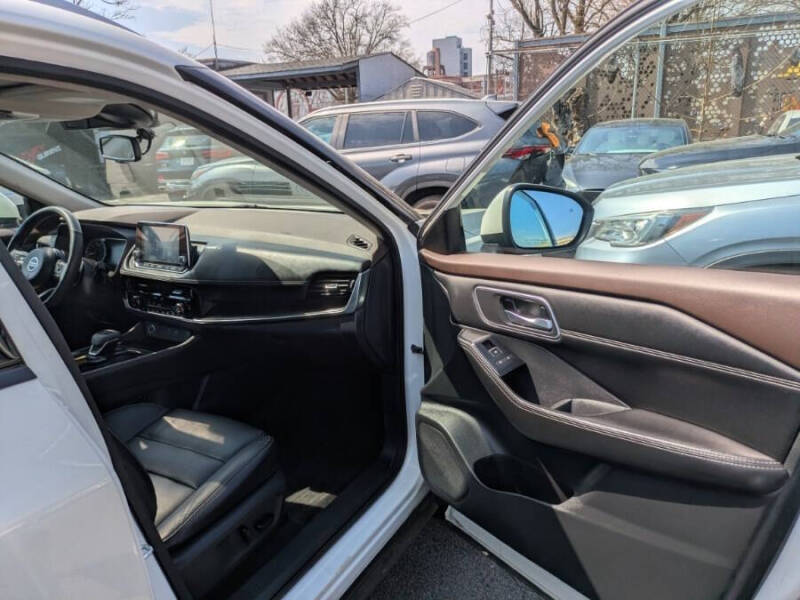 2021 Nissan Rogue SL