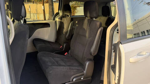 2015 Dodge Grand Caravan SE