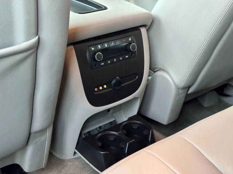 2014 GMC Yukon XL SLT