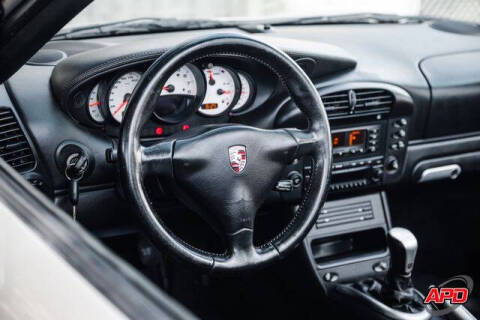 2004 Porsche 911 Carrera 4S