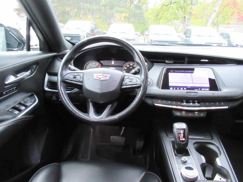 2019 Cadillac XT4 Premium Luxury