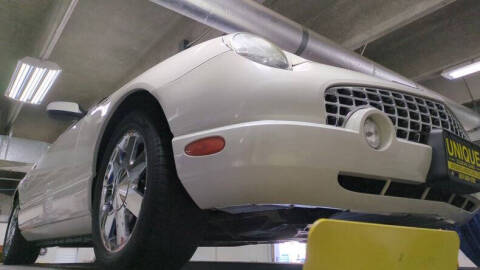 2002 Ford Thunderbird Deluxe